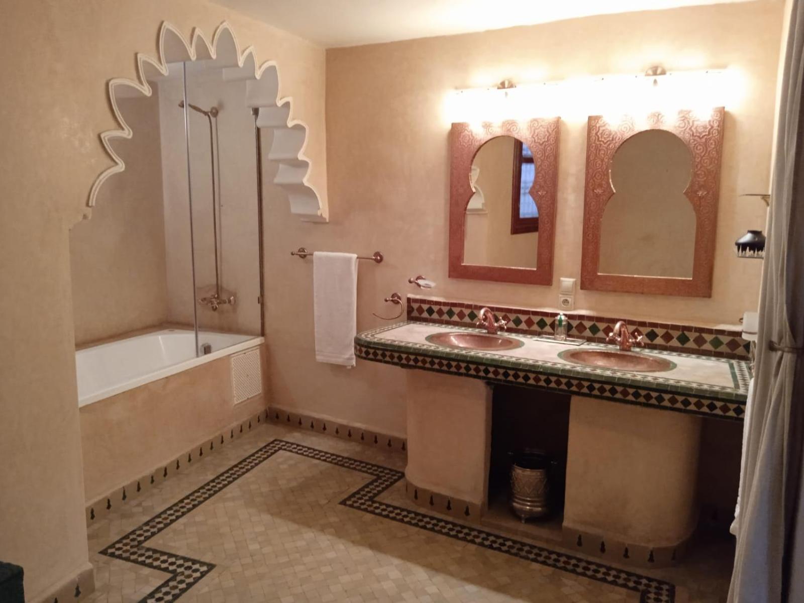 Riad Meyssane Fès Exterior foto